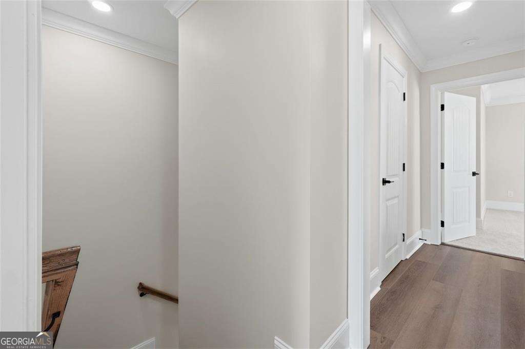 2107 E Haven Drive Ne Property Photo 27