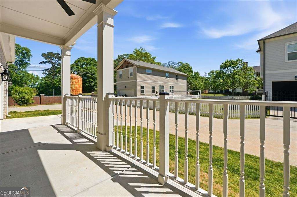 2107 E Haven Drive Ne Property Photo 34