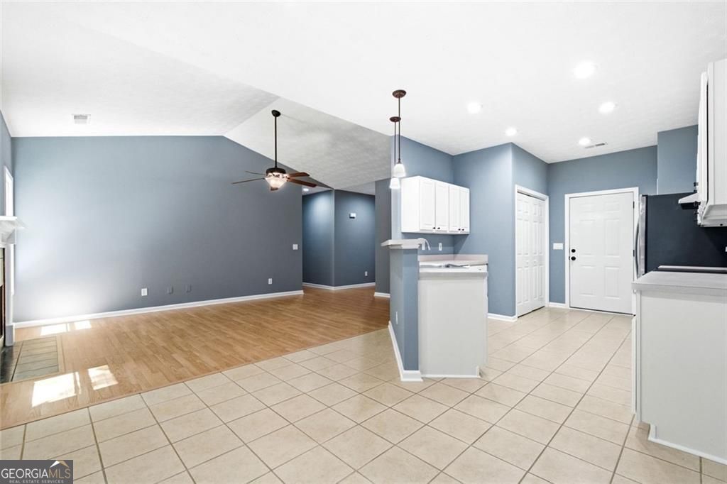 5823 N Cove Road Property Photo 10