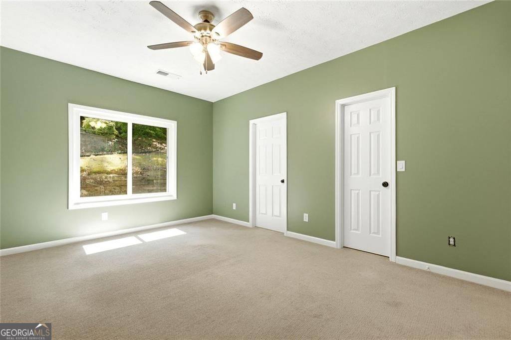 5823 N Cove Road Property Photo 16