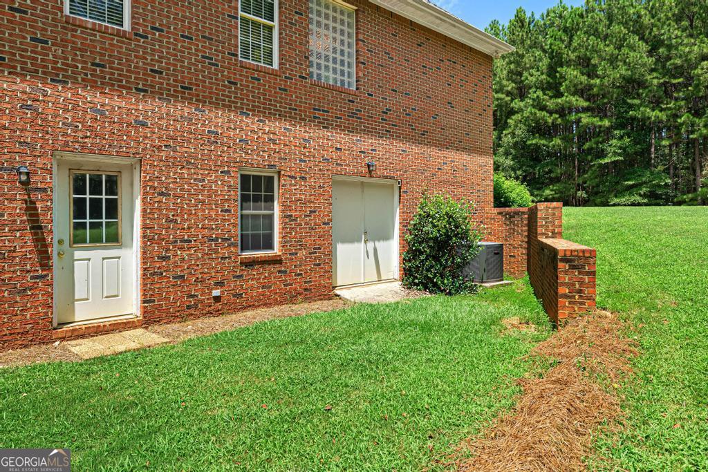 685 Melody Lane Property Photo 40