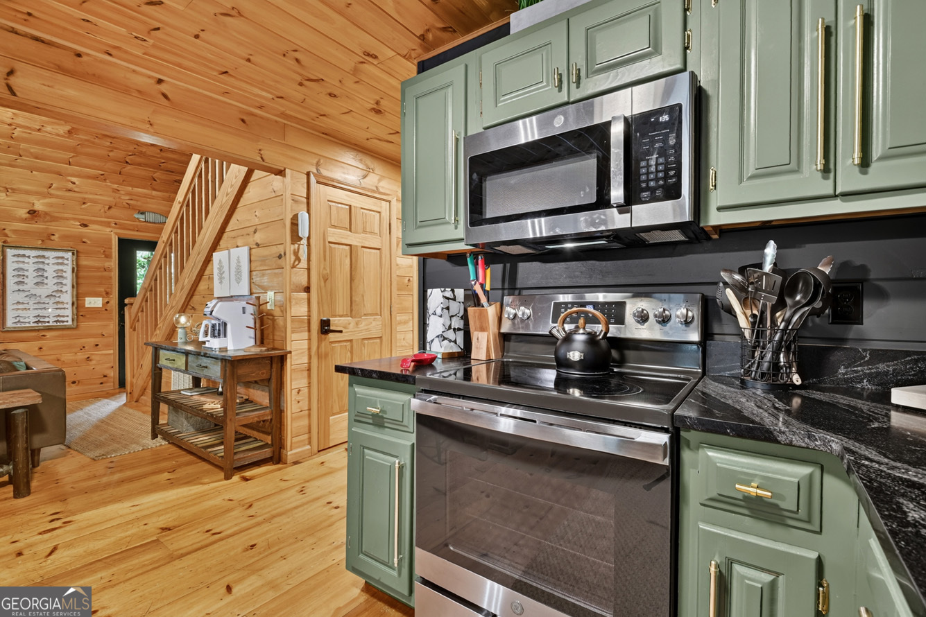 279 S Riverview Lane Property Photo 13