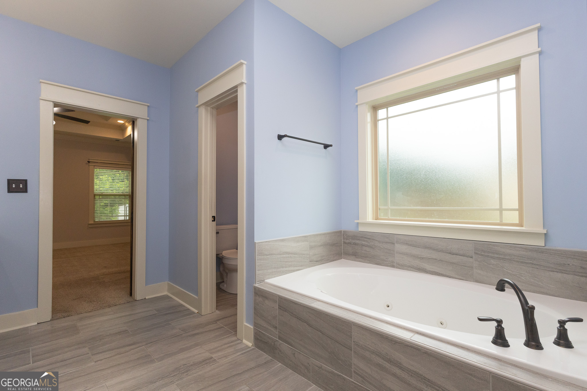 411 Stonegate Trail Property Photo 29