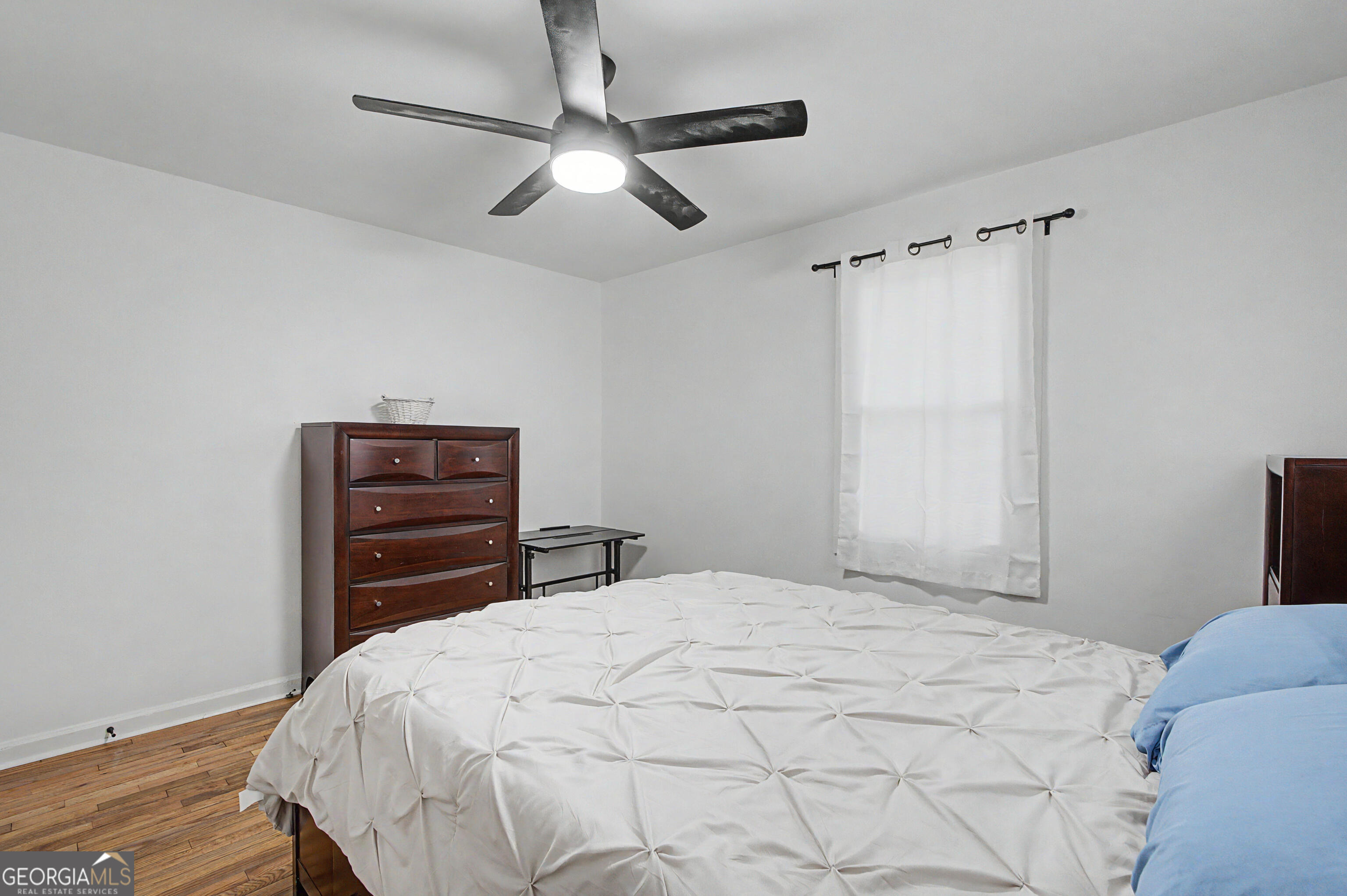 1301 E 68th Street Property Photo 17