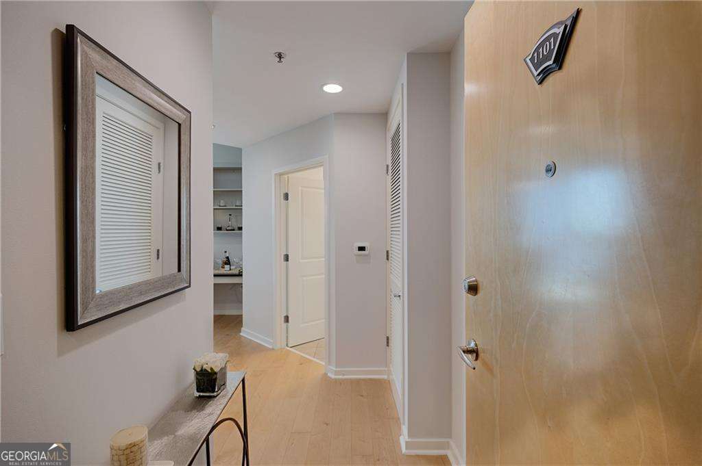 3324 Peachtree Road Ne # 1101 Property Photo 4