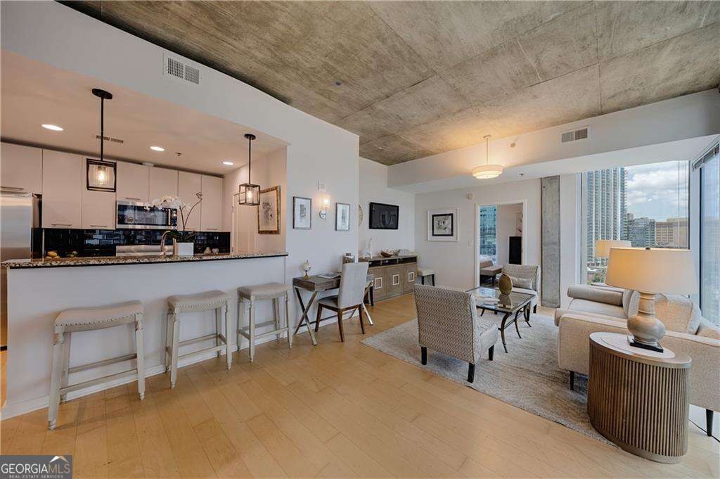 3324 Peachtree Road Ne # 1101 Property Photo 9
