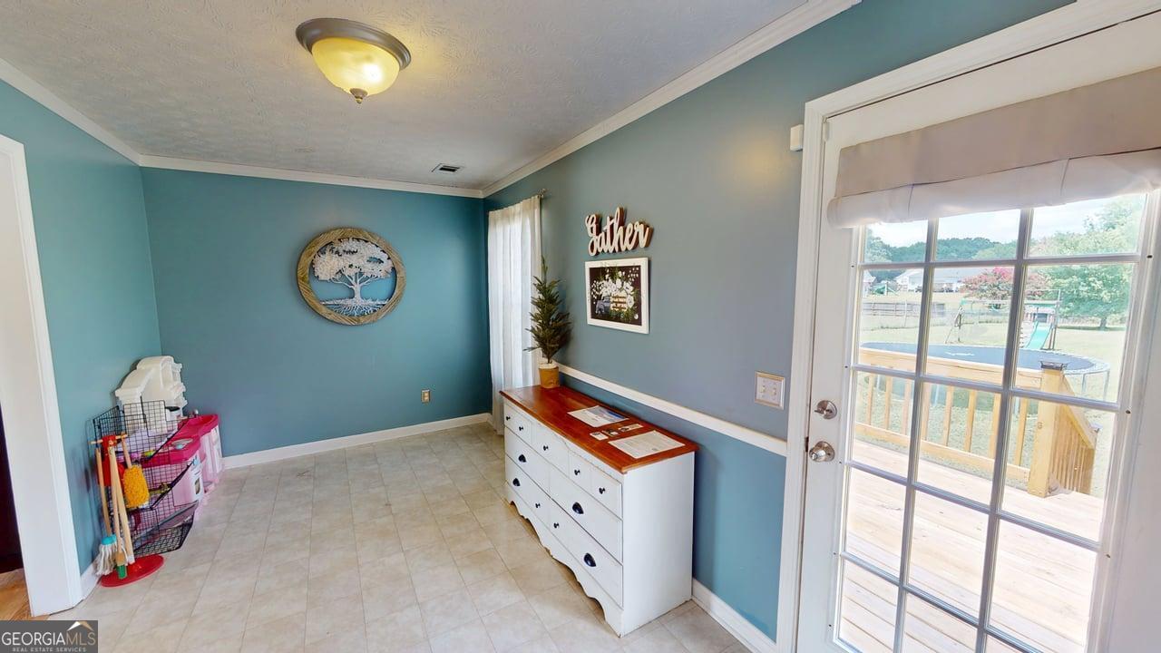 2124 Broad Street Property Photo 8