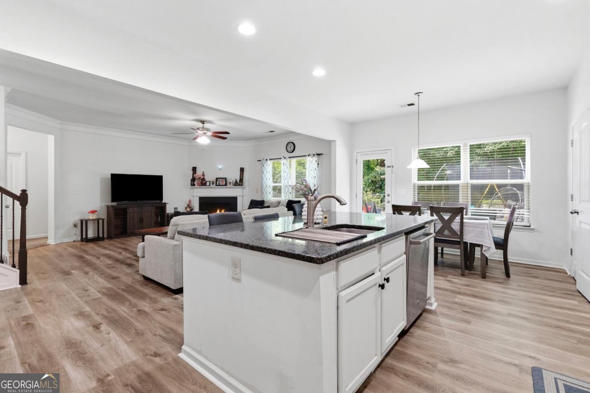 4676 Water Mill Drive Property Photo 15