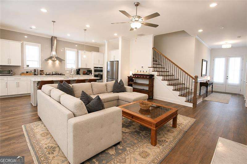 116 Ivey Way Property Photo 10
