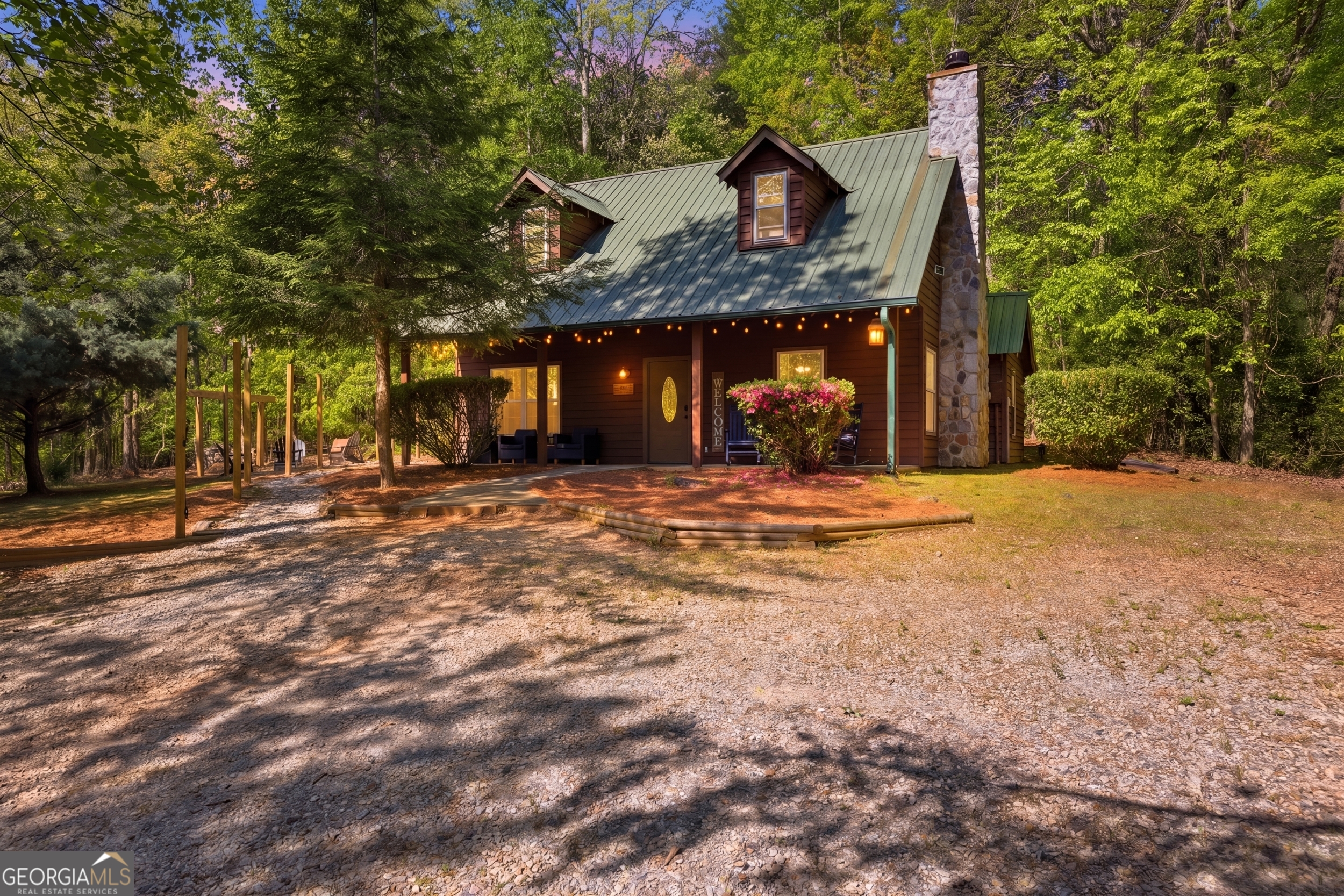 325 Blue Creek Cove Property Photo 1