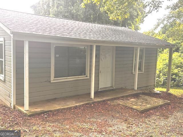 2728 Camp Road Property Photo 2