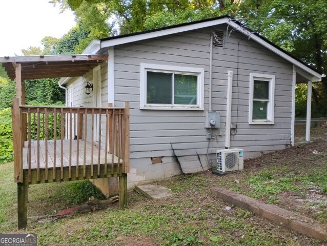 2728 Camp Road Property Photo 14