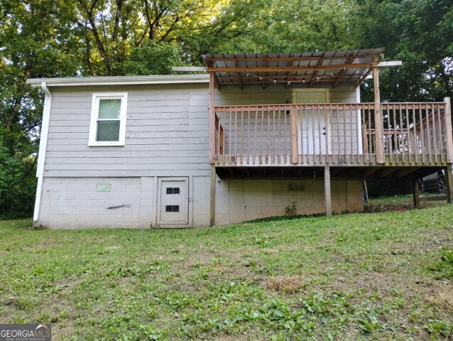 2728 Camp Road Property Photo 16