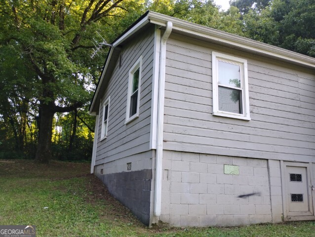 2728 Camp Road Property Photo 18
