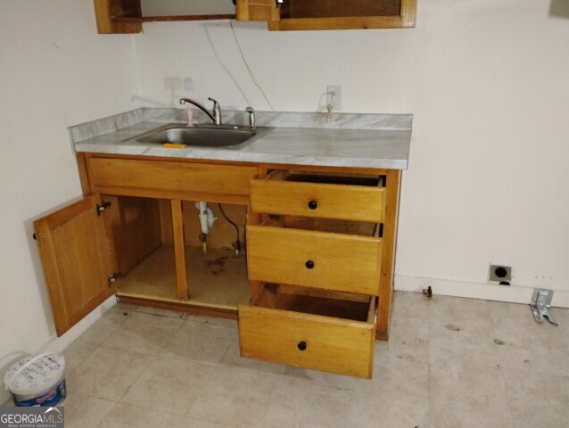 2728 Camp Road Property Photo 24