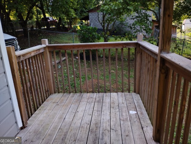 2728 Camp Road Property Photo 28