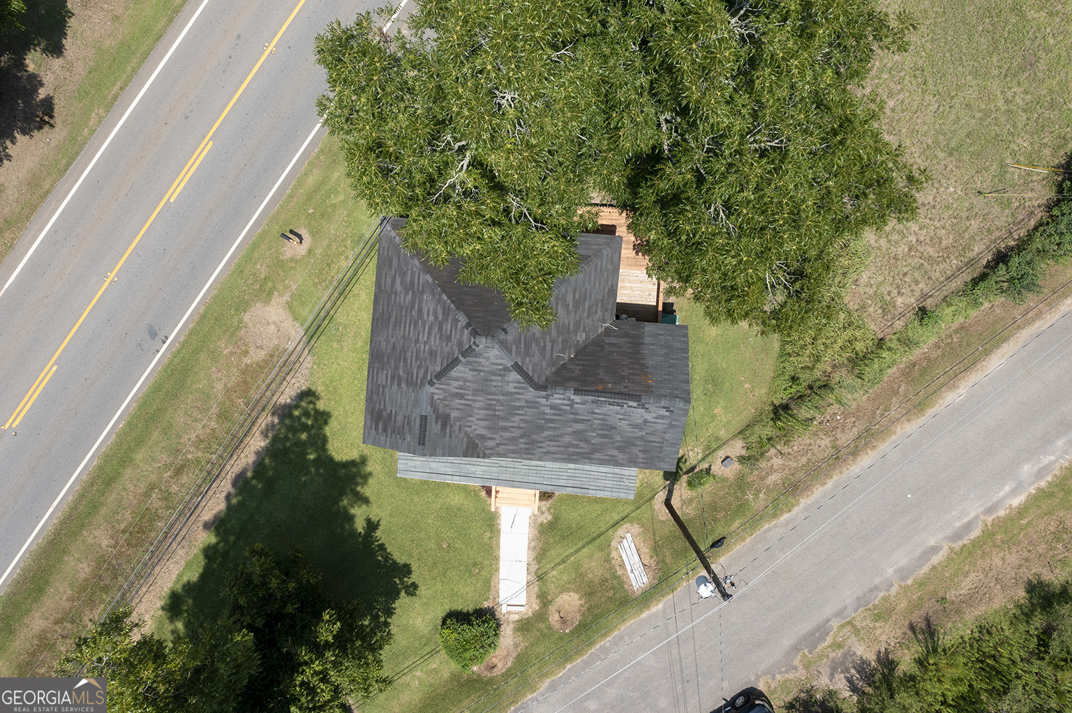 823 Cooper Drive Ne Property Photo 5