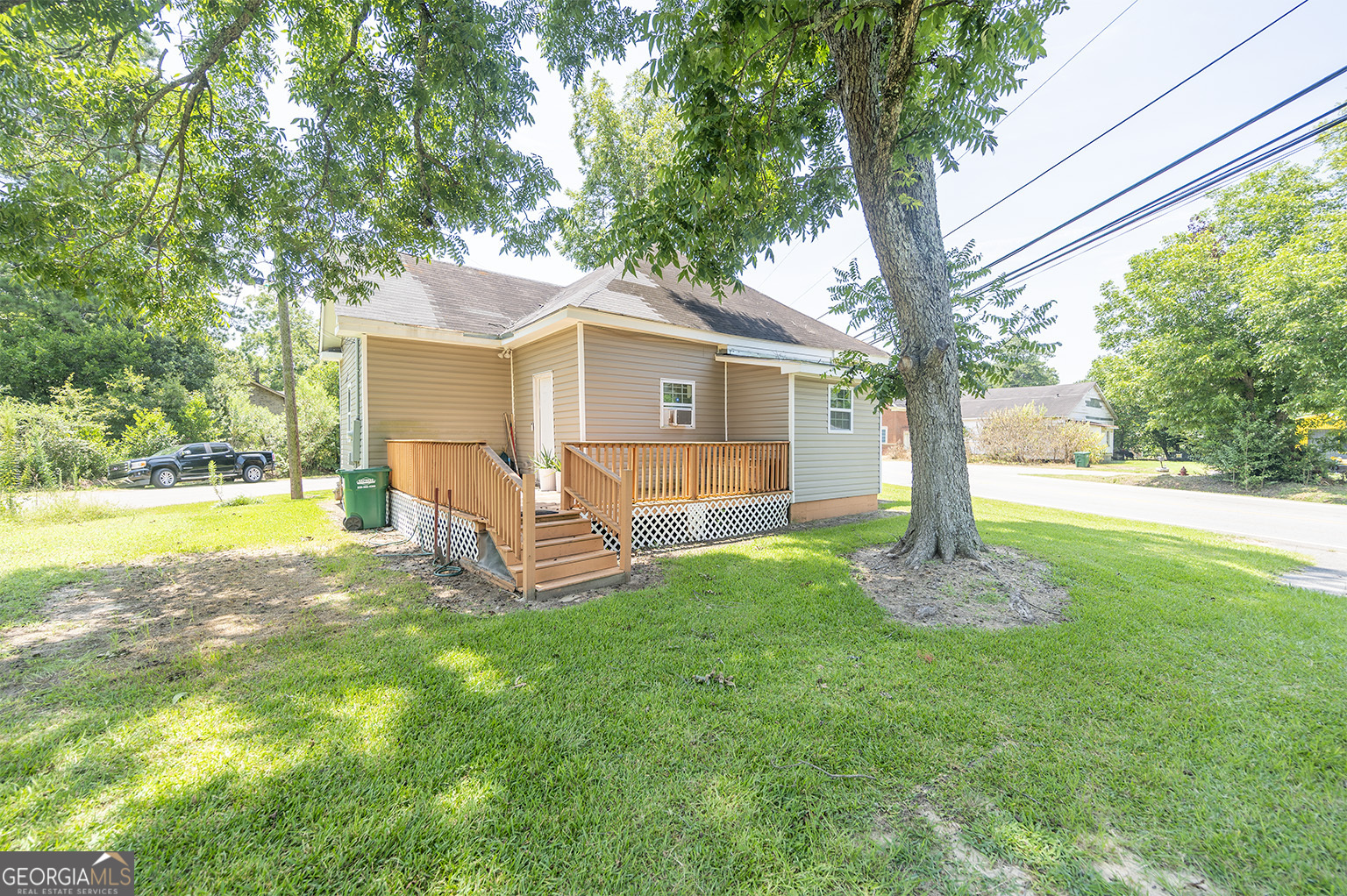 823 Cooper Drive Ne Property Photo 7