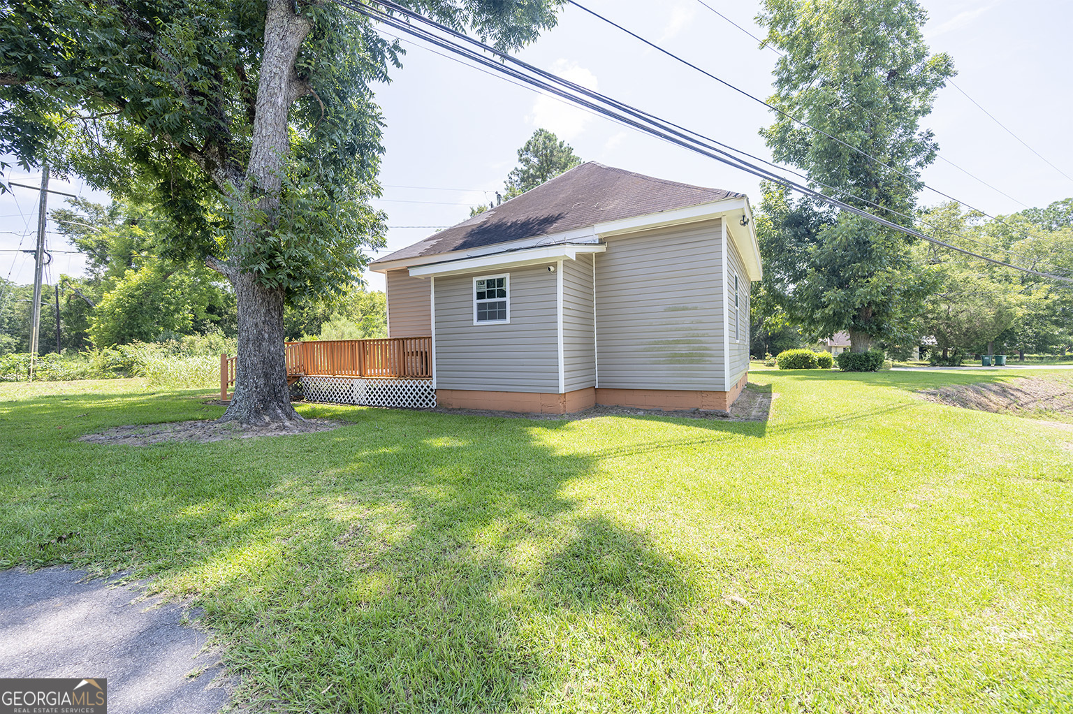 823 Cooper Drive Ne Property Photo 8