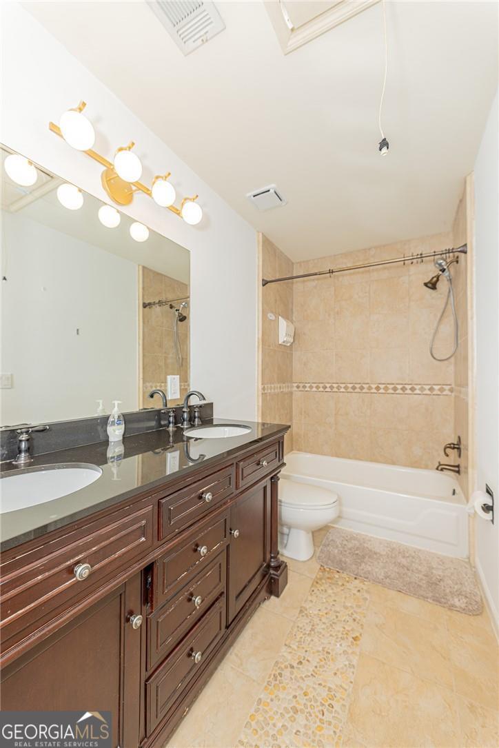 3165 Park Chase Property Photo 43