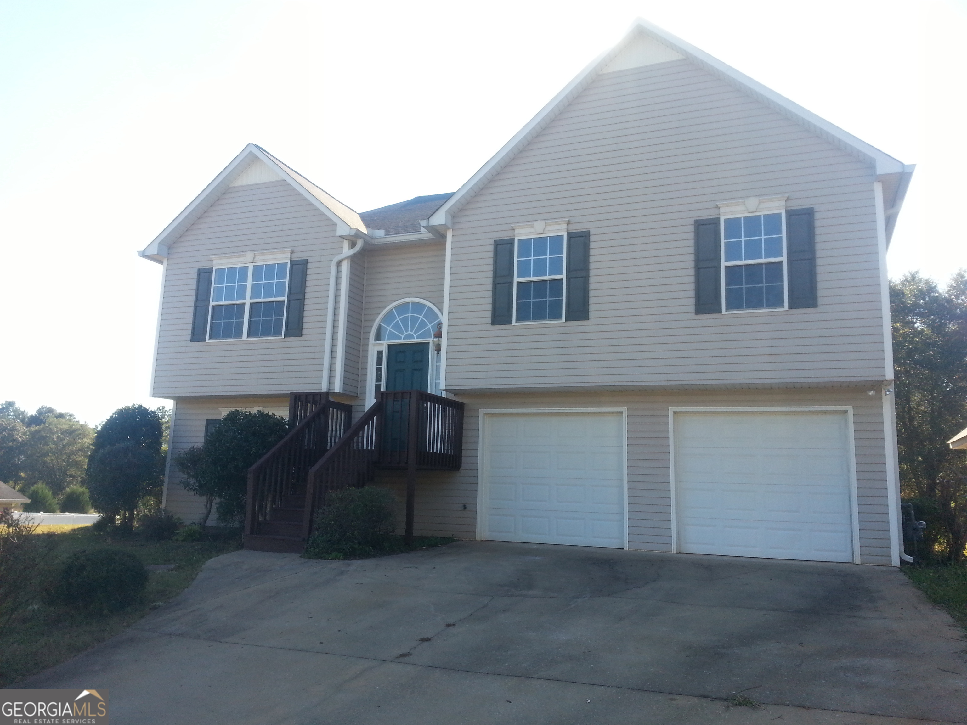 13 Ferry Crossing Drive Se Property Photo 1