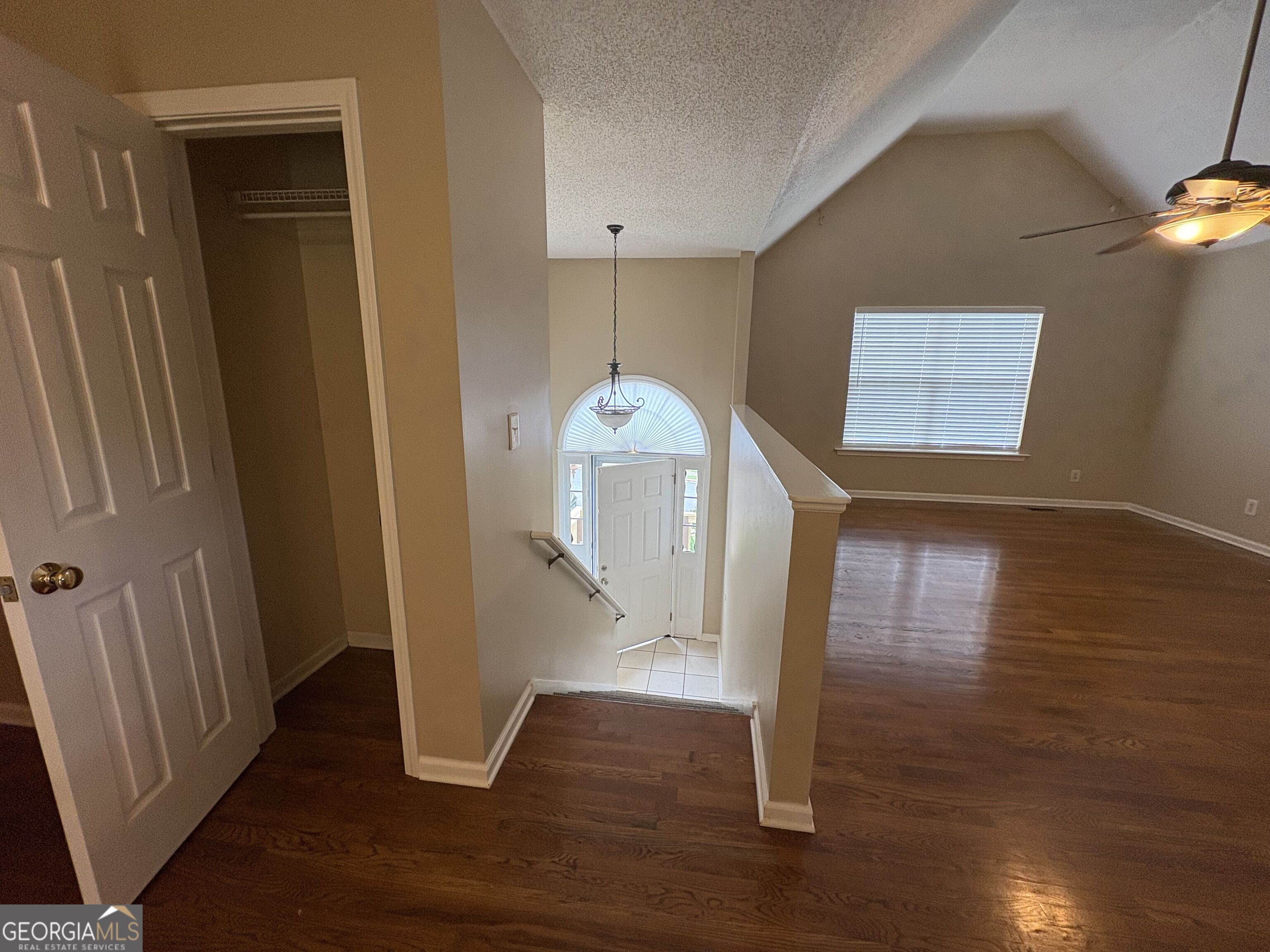 13 Ferry Crossing Drive Se Property Photo 4