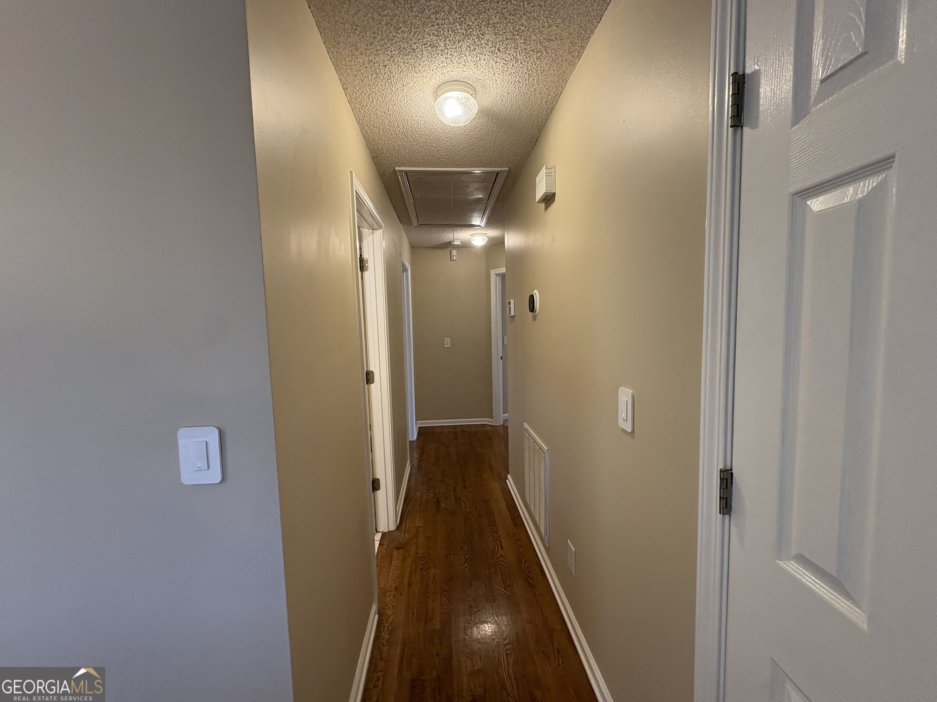 13 Ferry Crossing Drive Se Property Photo 5