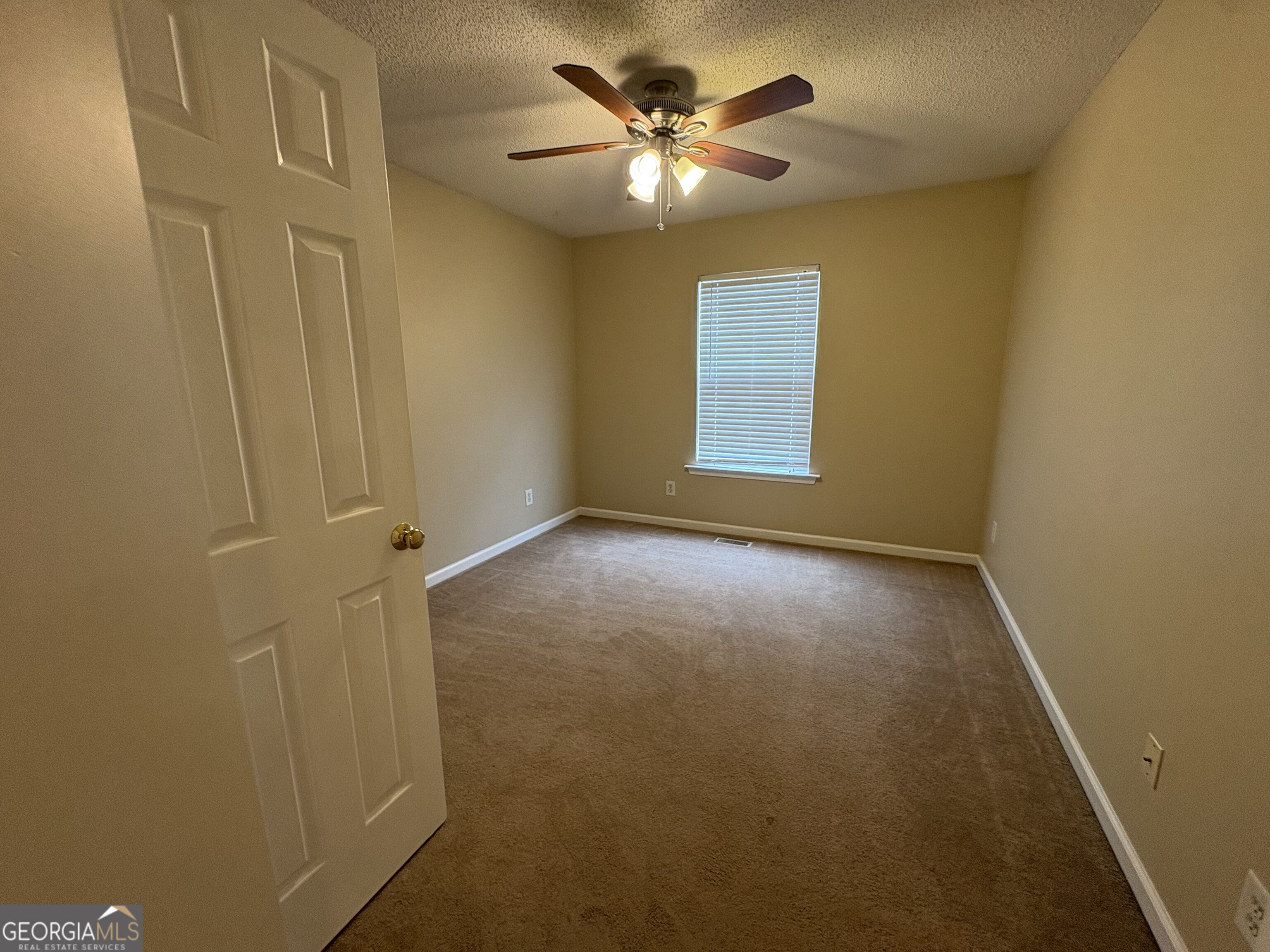 13 Ferry Crossing Drive Se Property Photo 14