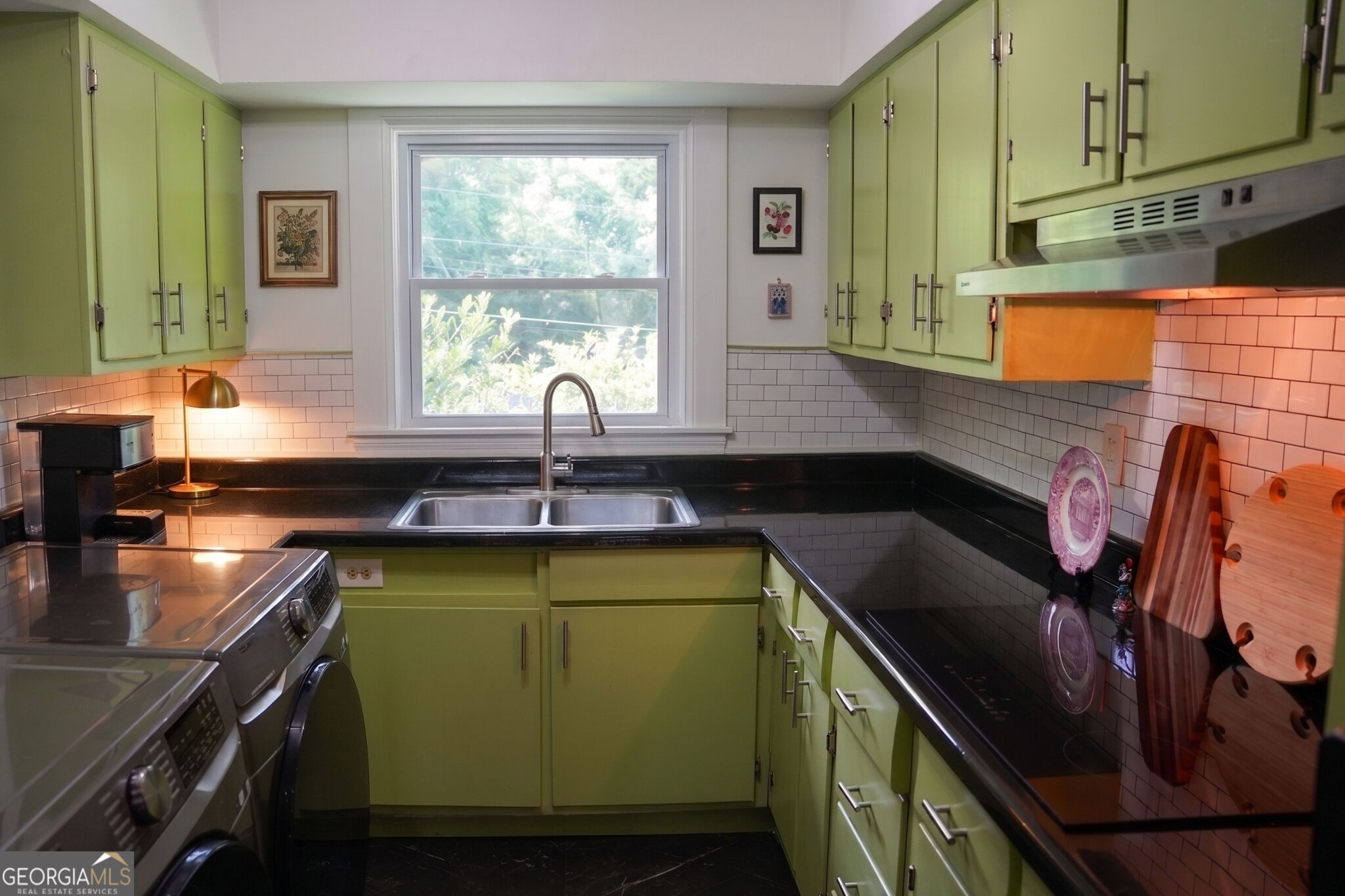 2209 Willivee Place Property Photo 4