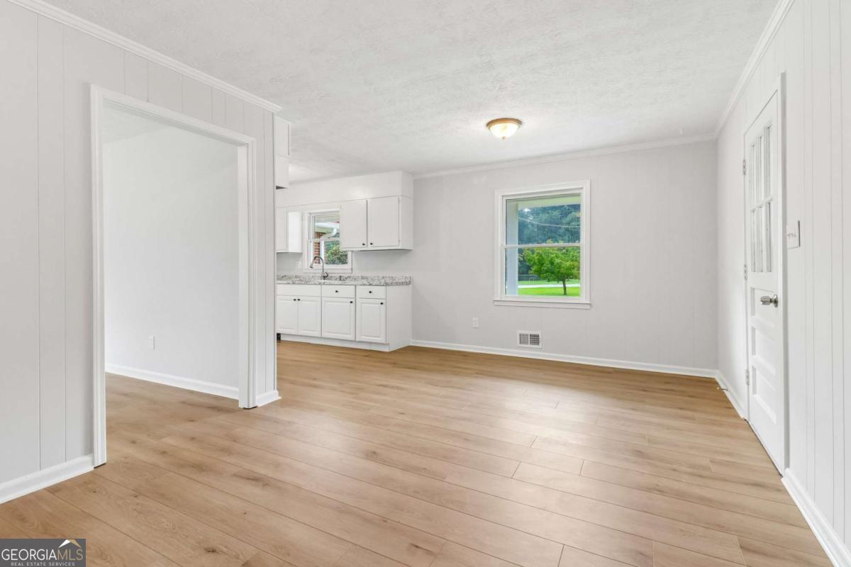 139 Bruce Court Property Photo 12