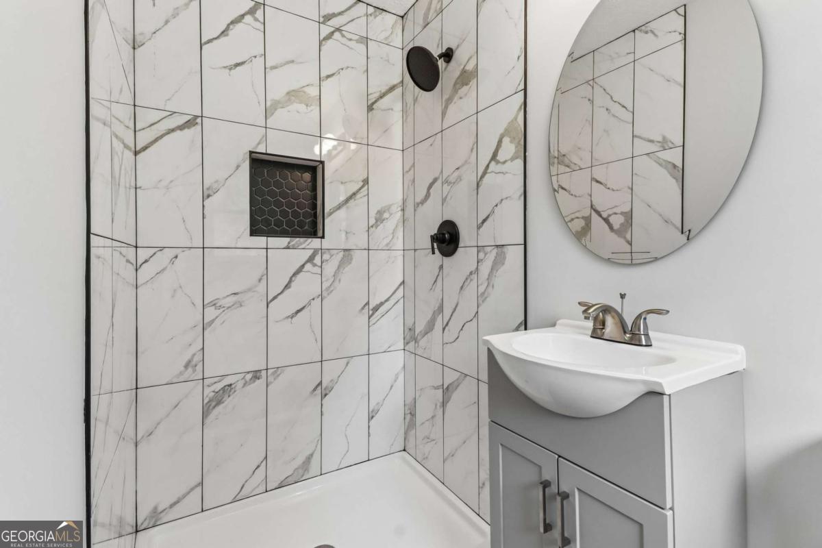139 Bruce Court Property Photo 40