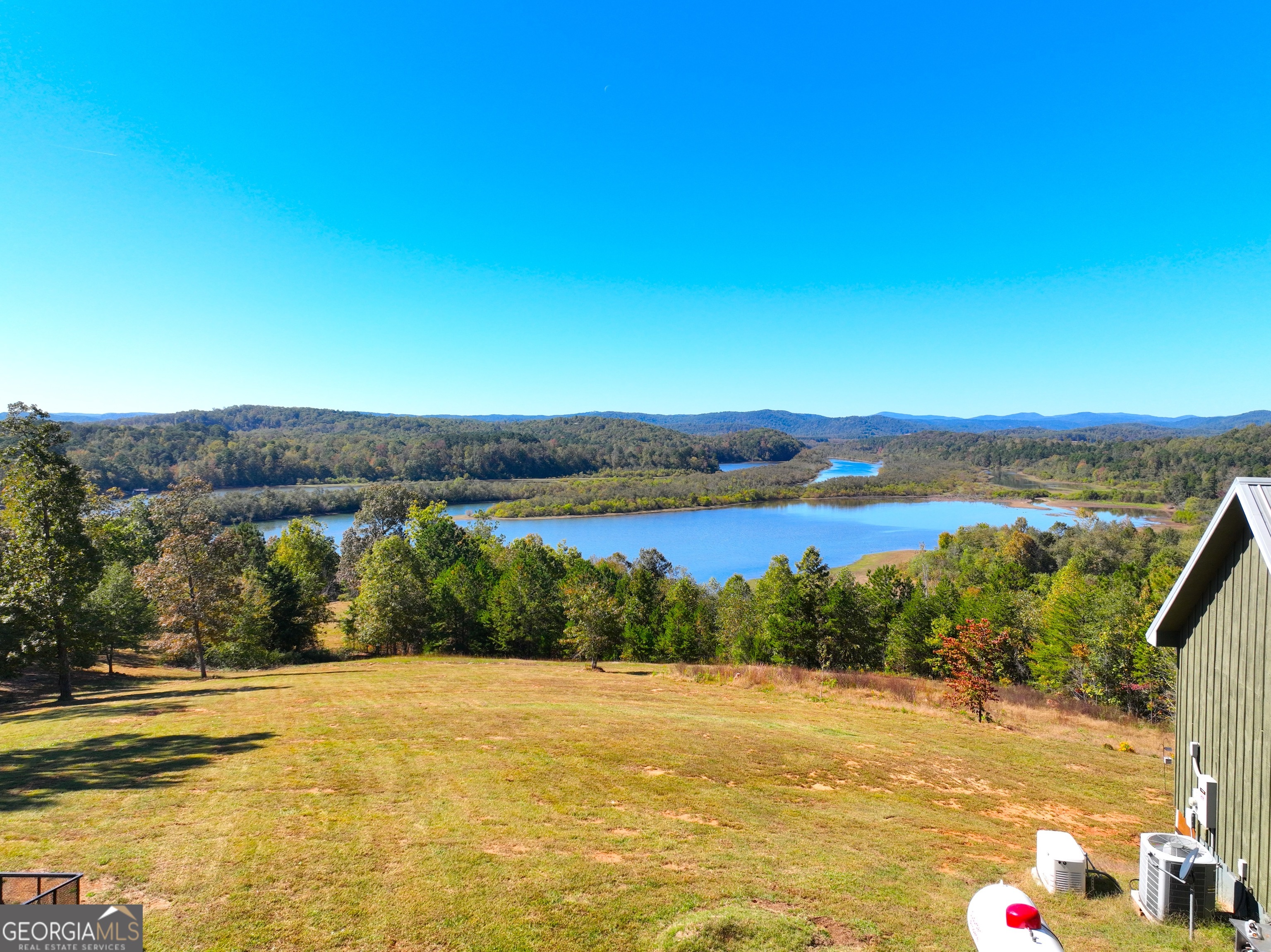 284 River Road Property Photo 2