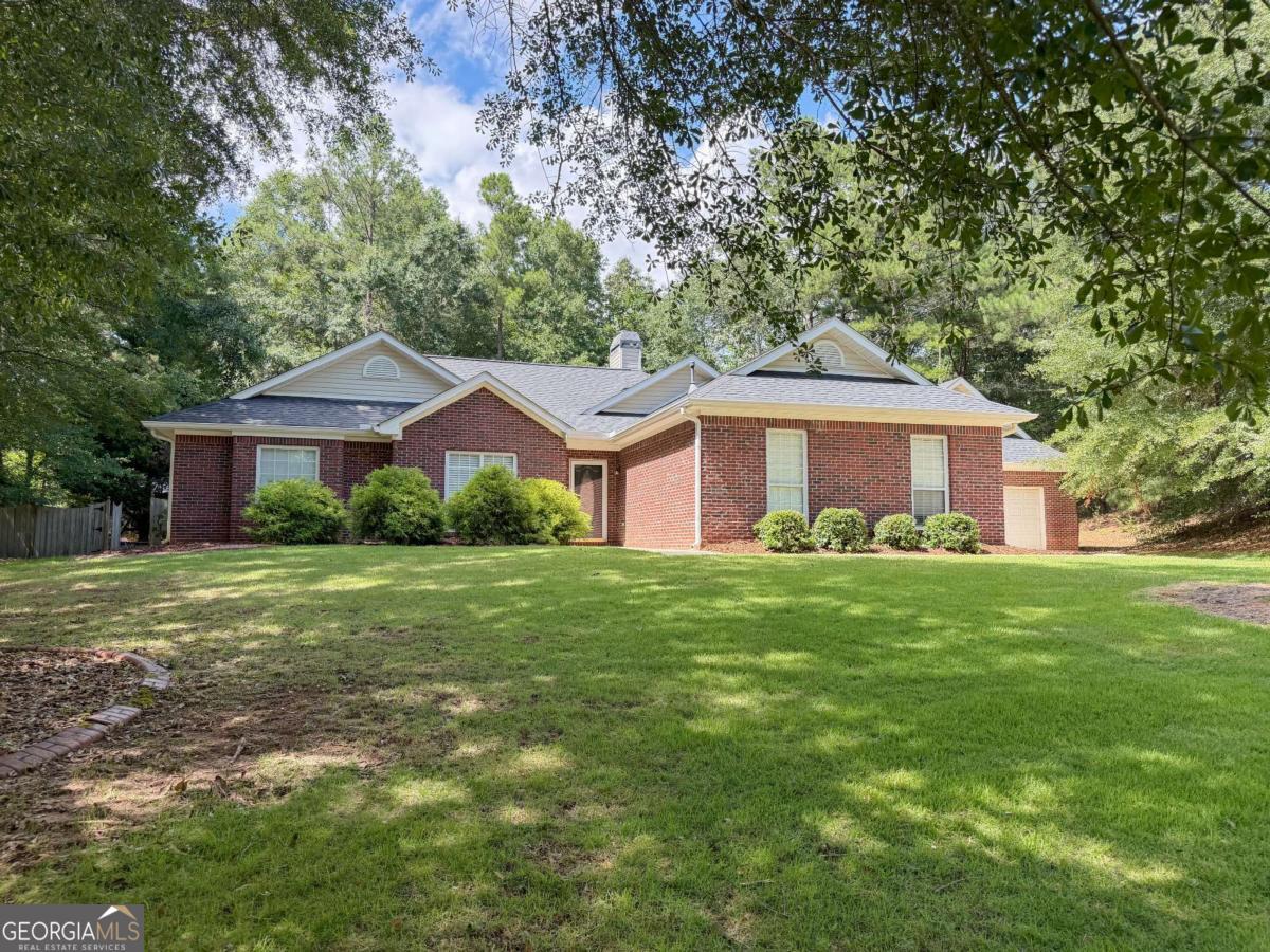 1105 River Green Court Property Photo 1