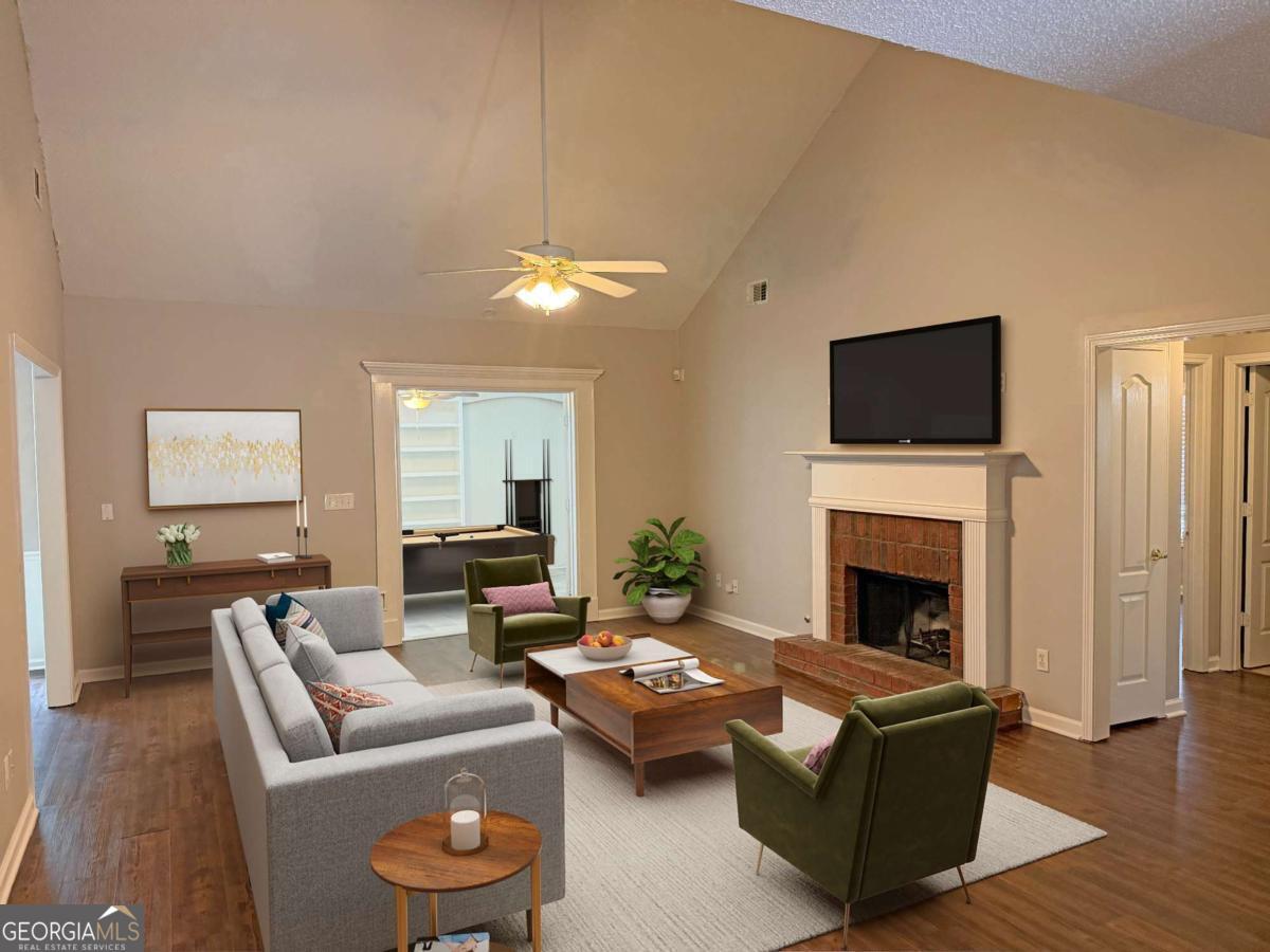 1105 River Green Court Property Photo 6