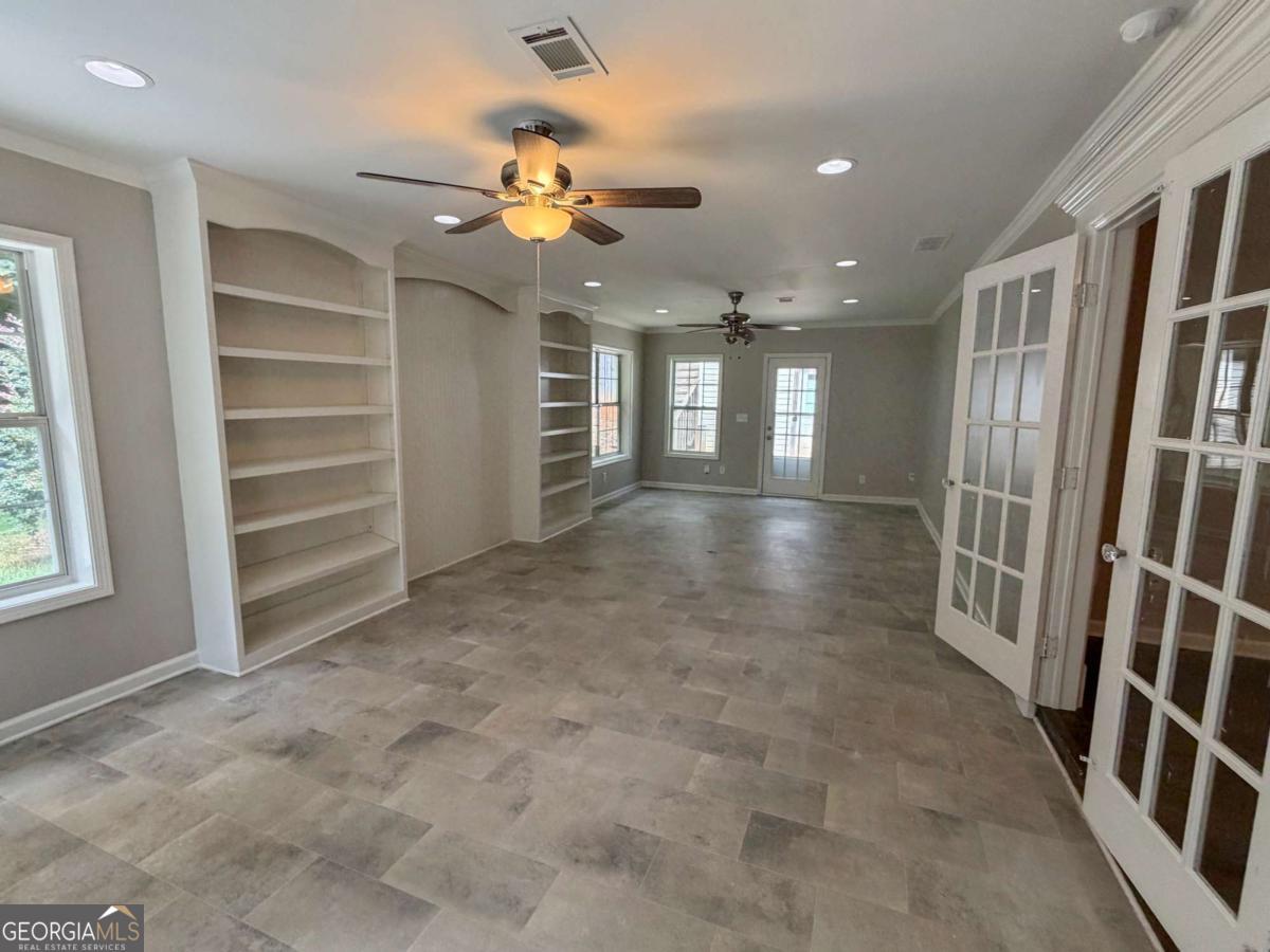 1105 River Green Court Property Photo 21
