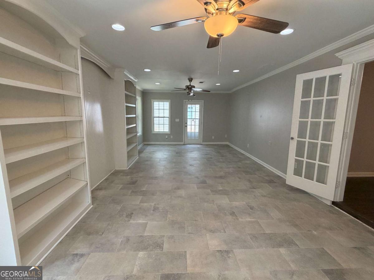 1105 River Green Court Property Photo 22