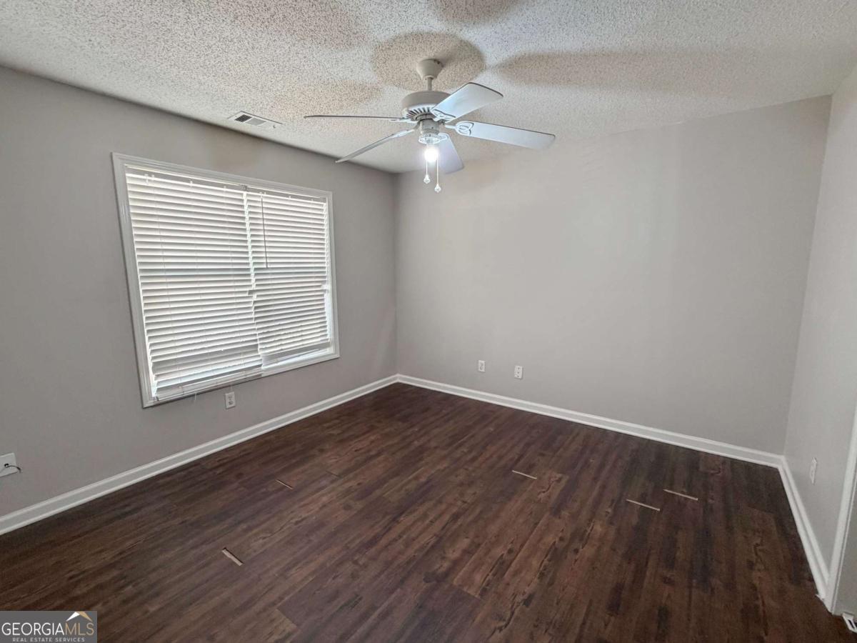 1105 River Green Court Property Photo 24