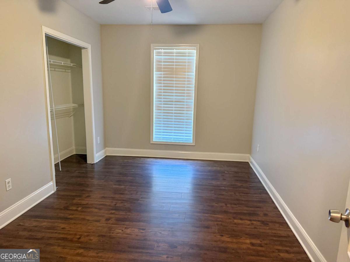 1105 River Green Court Property Photo 29
