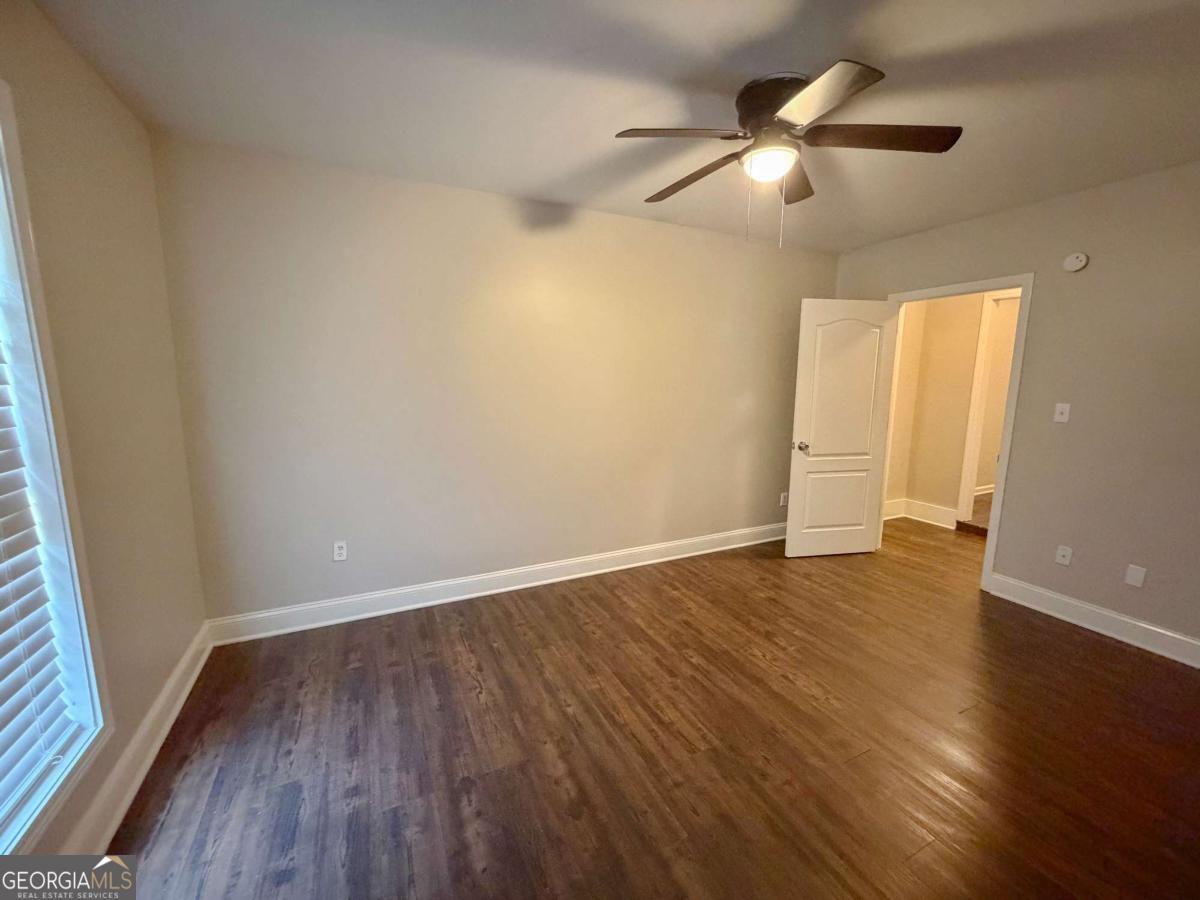 1105 River Green Court Property Photo 30