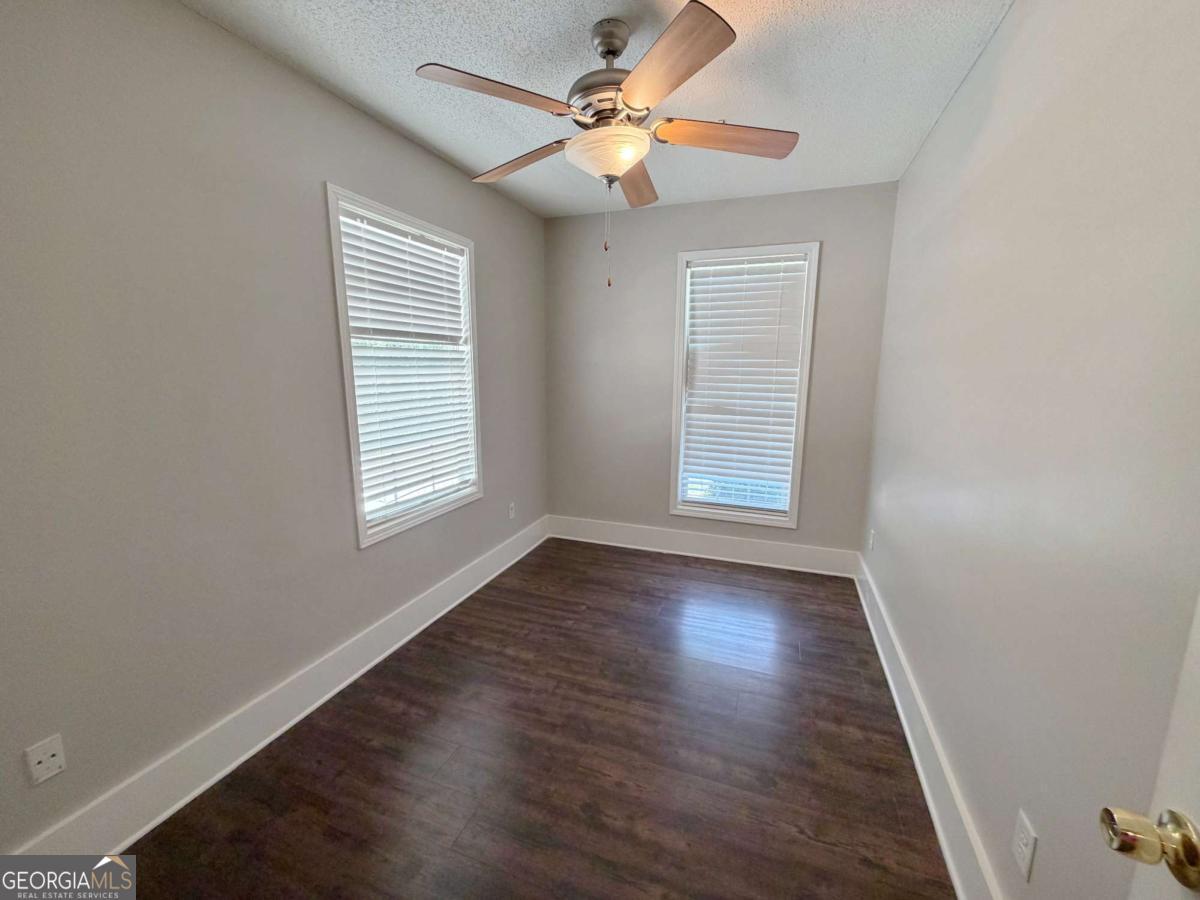 1105 River Green Court Property Photo 31