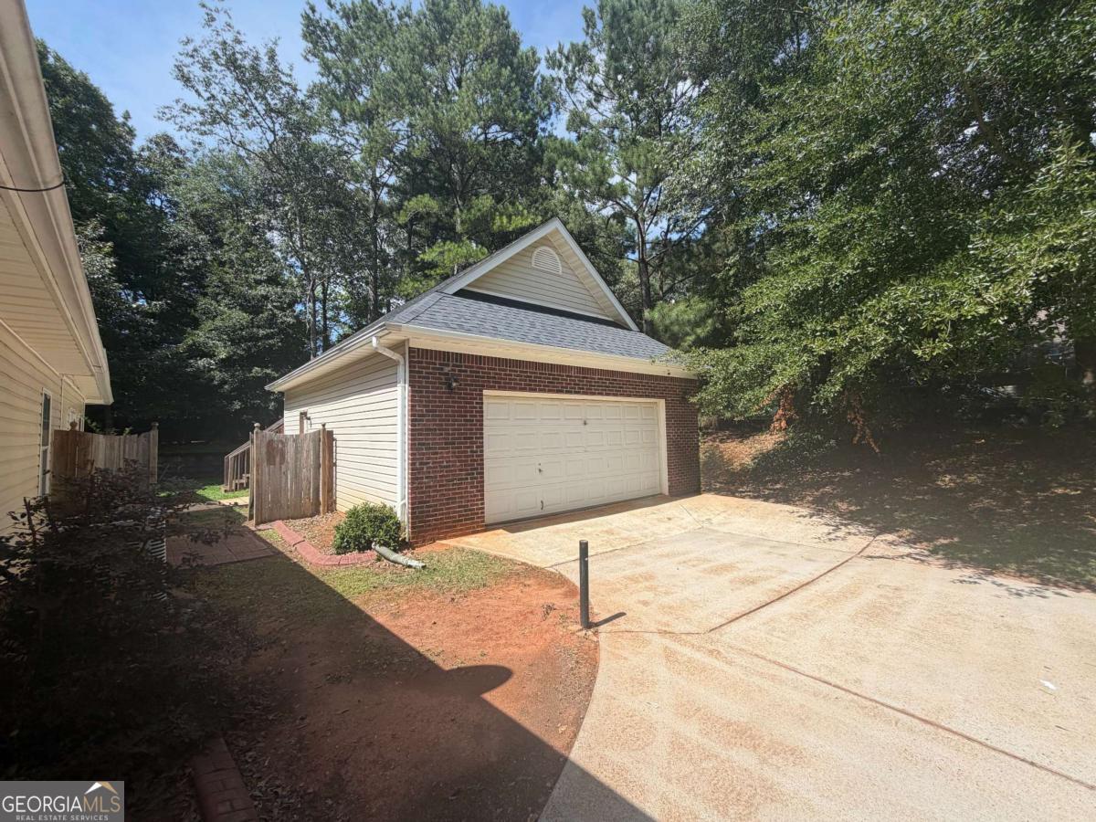 1105 River Green Court Property Photo 36