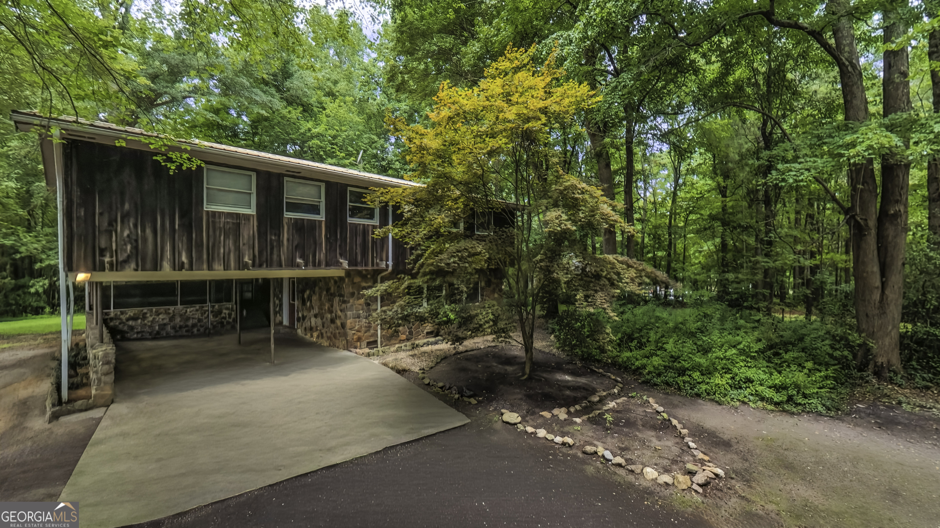 756 Corinth Poseyville Road Property Photo 1