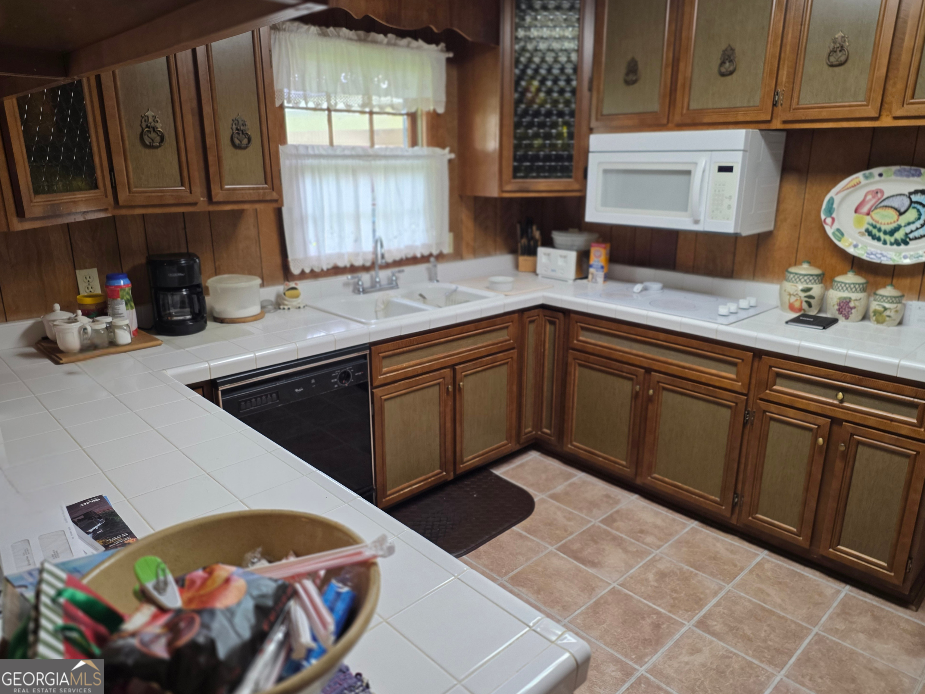 400 W Willow Lake Drive Property Photo 8