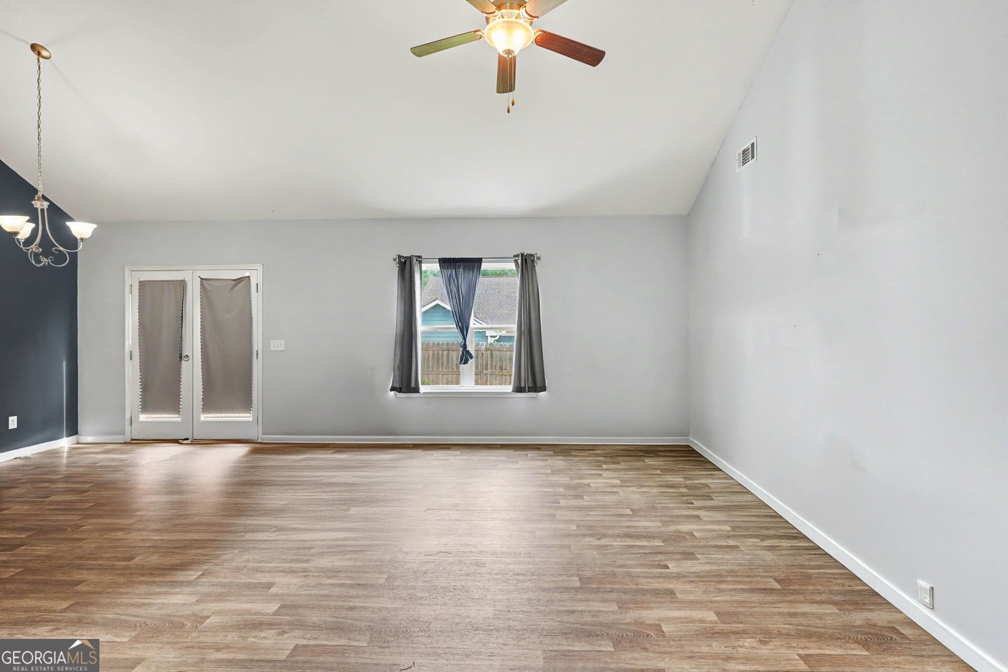 131 Savannah Way Property Photo 7