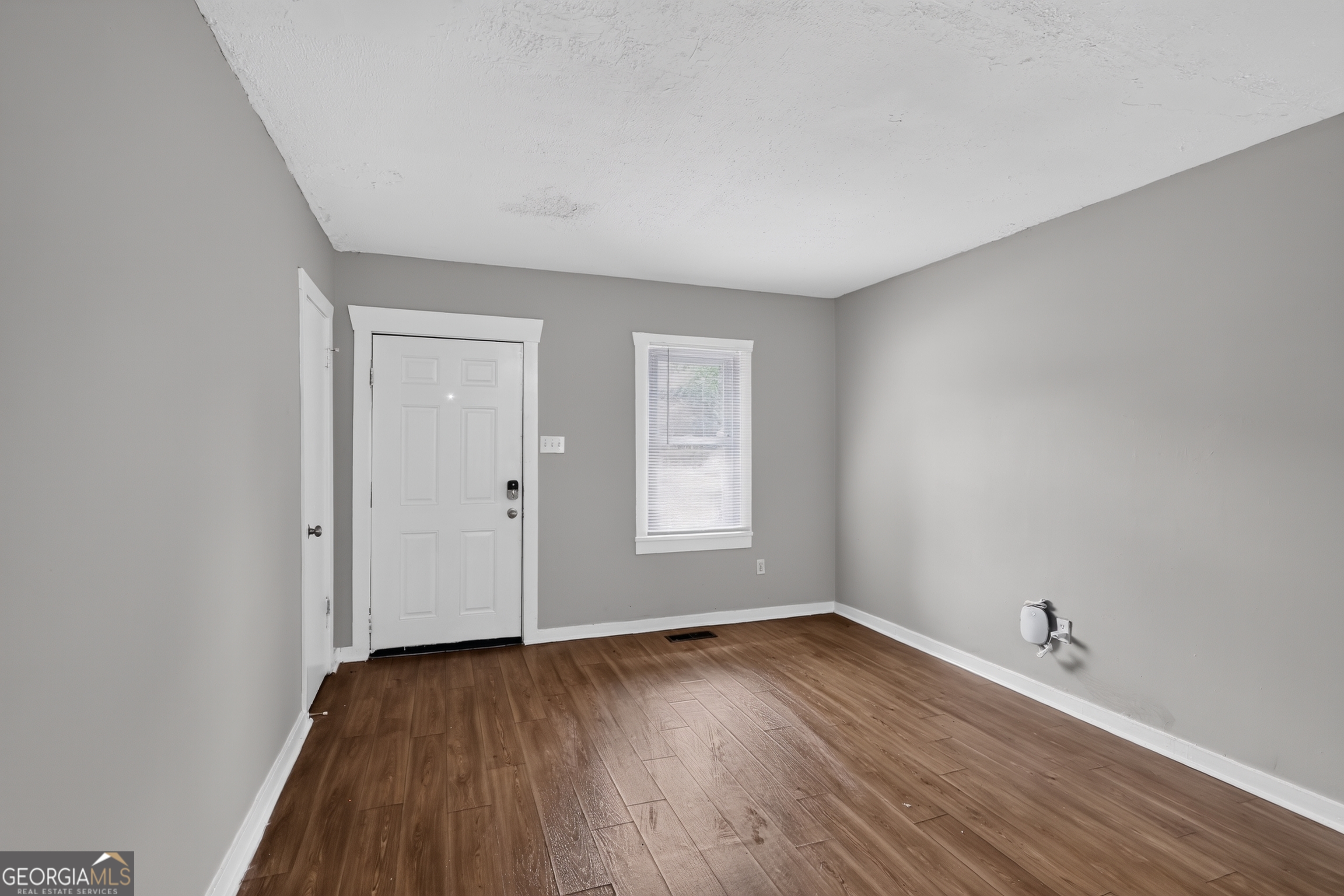 1707 Macintosh Terrace Property Photo 7