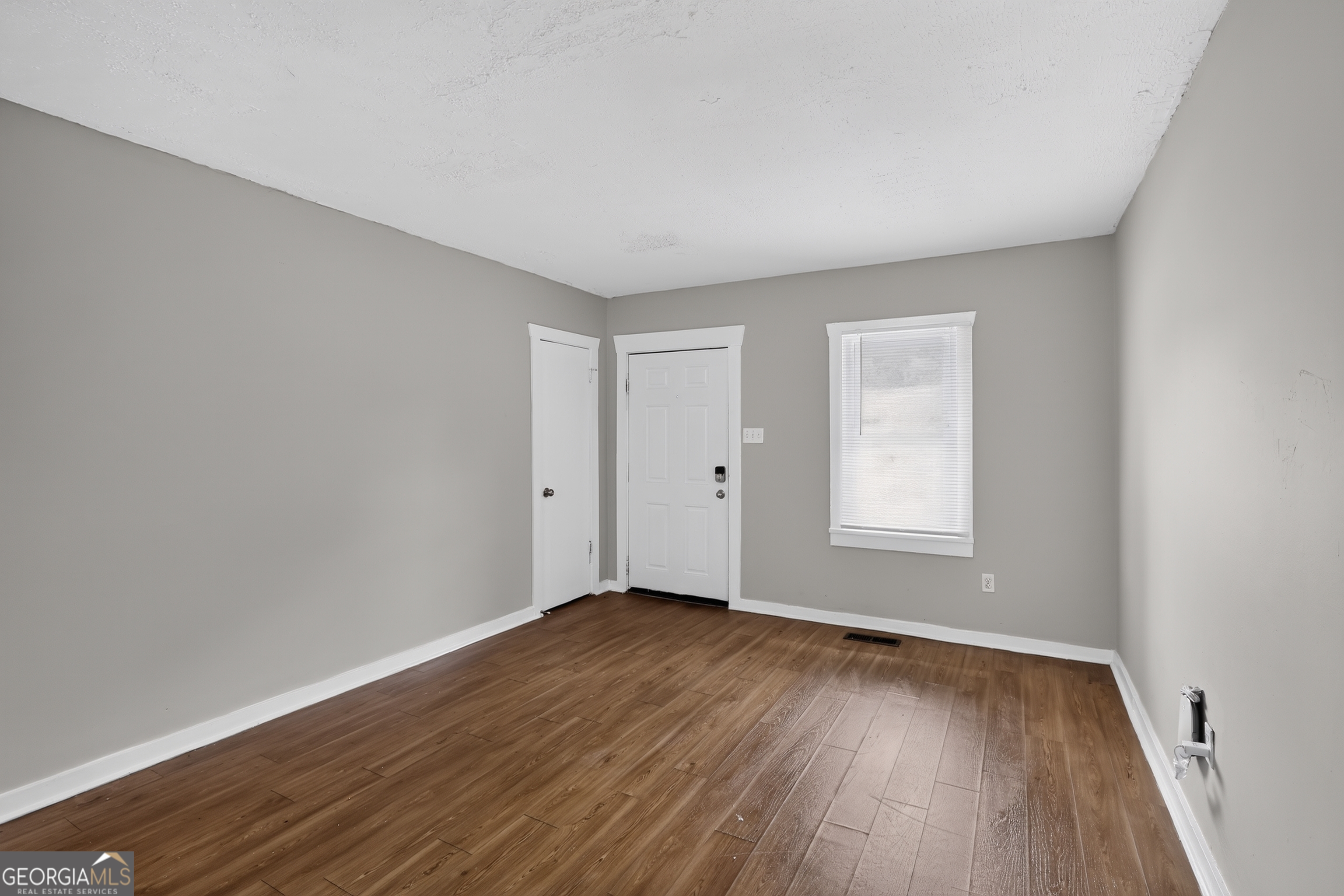1707 Macintosh Terrace Property Photo 8