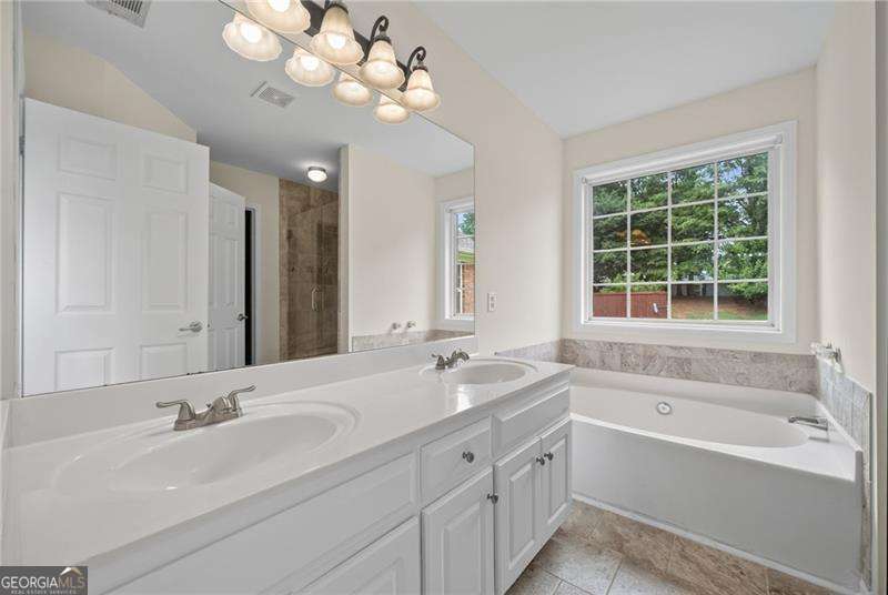 173 Psalms Drive Property Photo 28