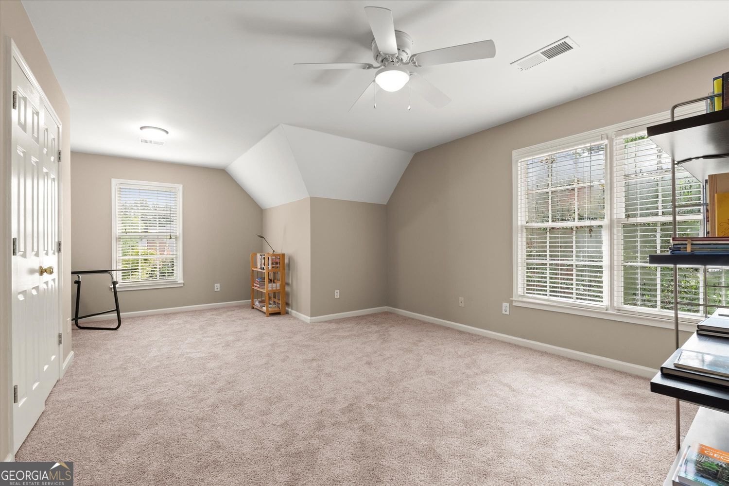 140 Lambdin Lane Property Photo 17