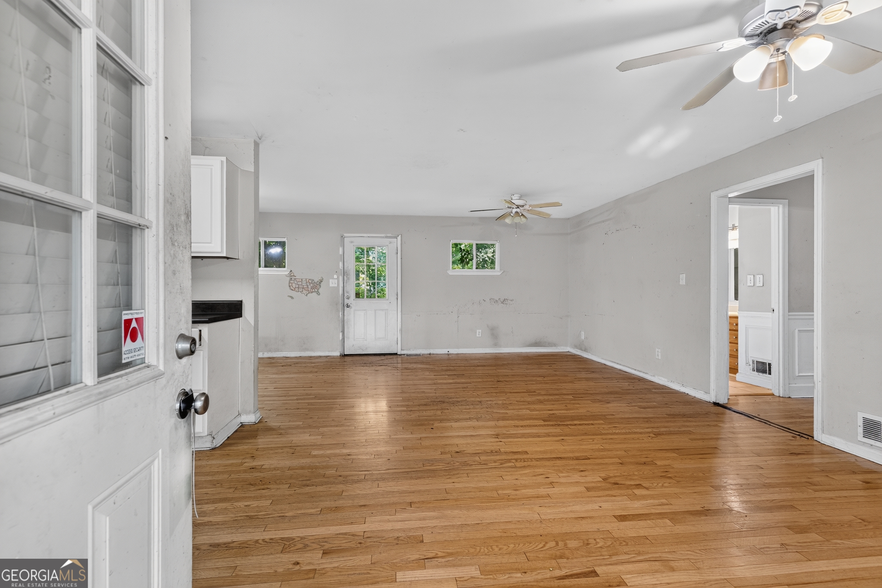 4550 E Paulding Drive Property Photo 7