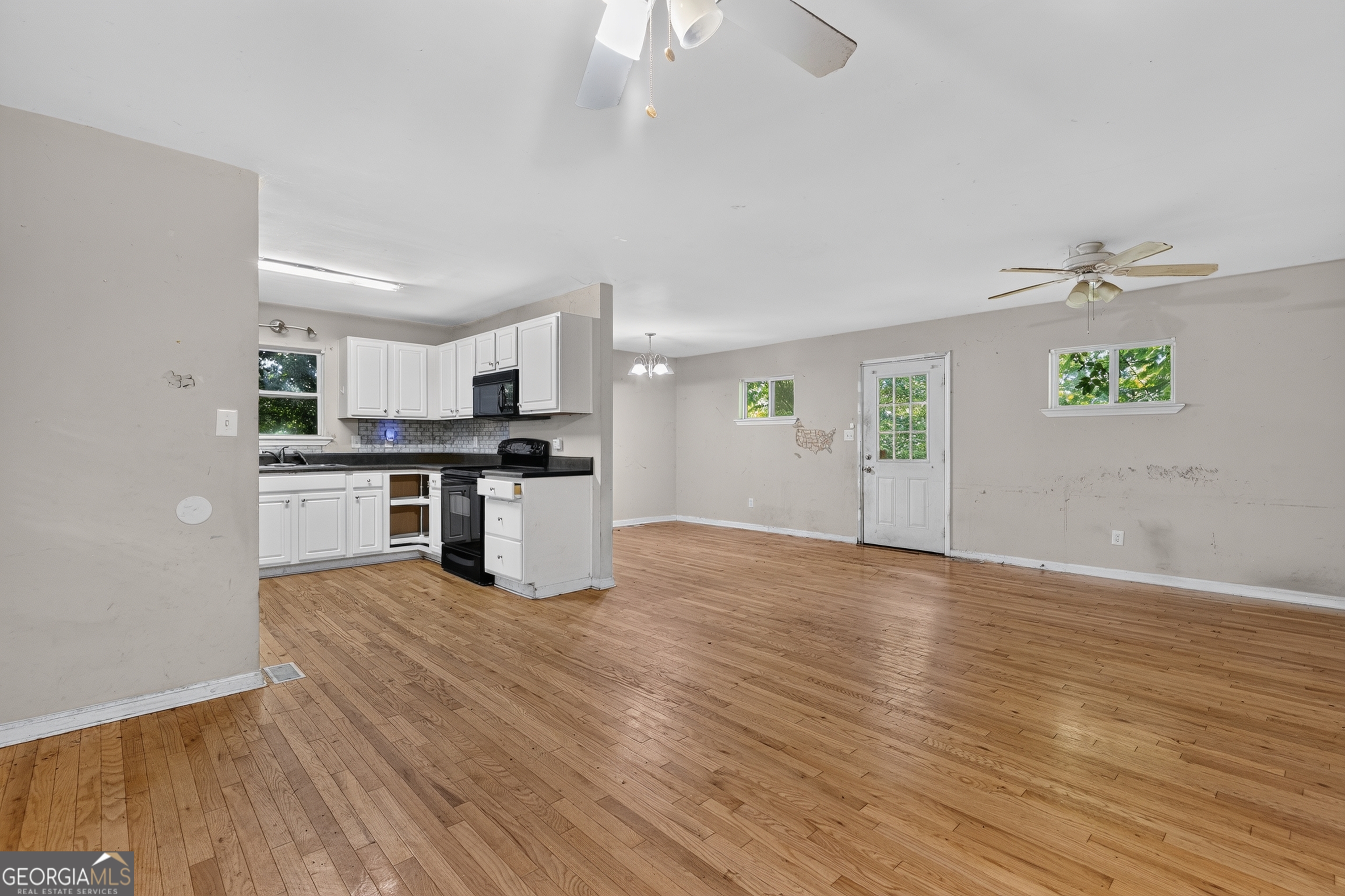 4550 E Paulding Drive Property Photo 10